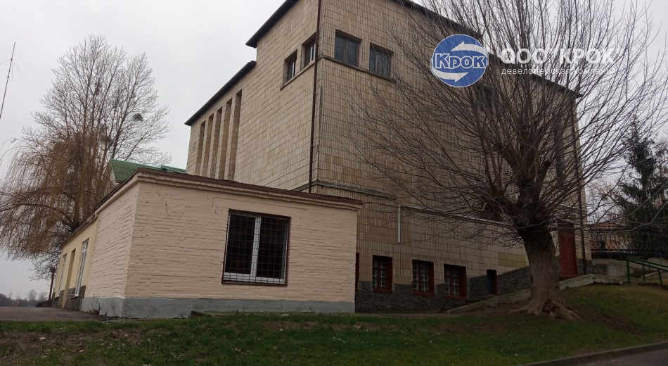 Торгово-офисное здание по улице Интернациональная, 5А/1 в городе Бресте